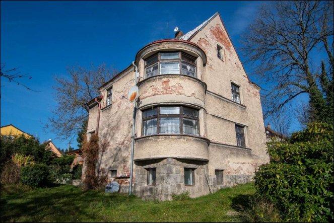 RD Stráž nad Nisou, zast. pl. 194 m2, poz. o vým. 828 m2