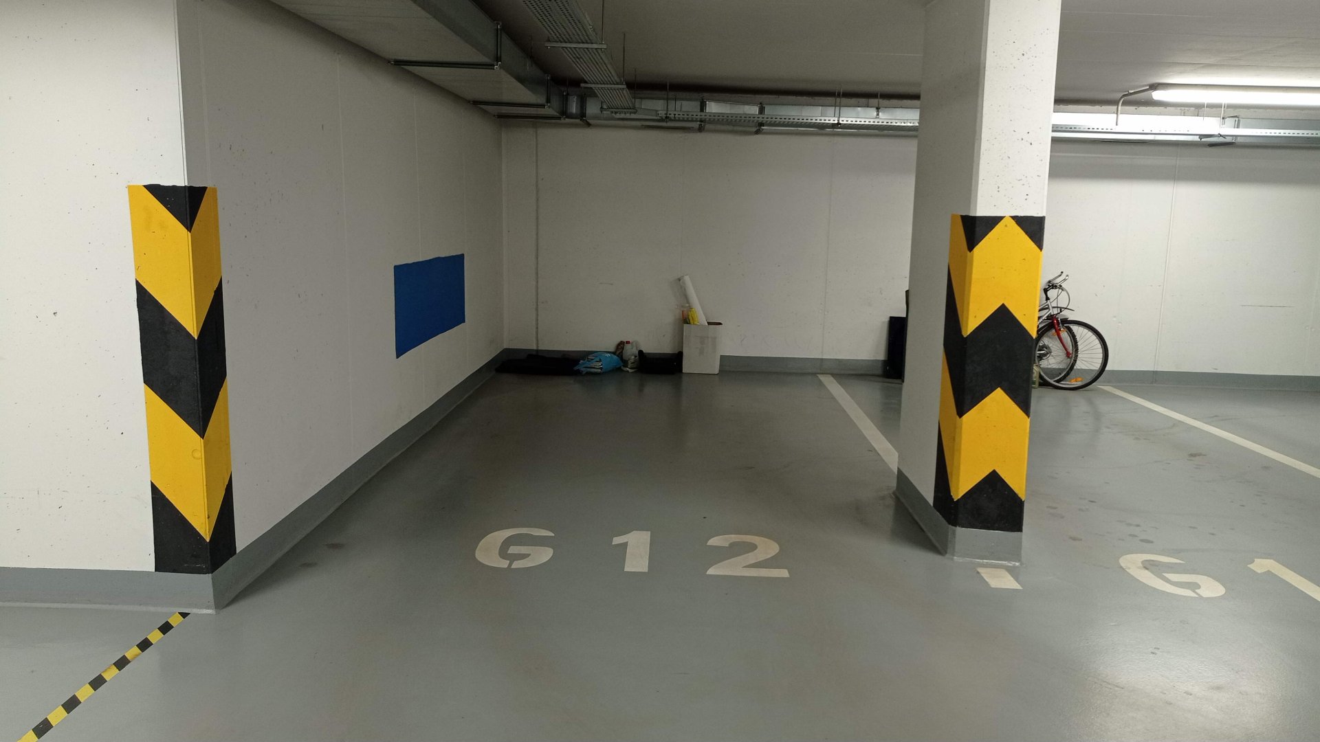 Pronájem garážového stání 17 m² Praha 9 -Libeň