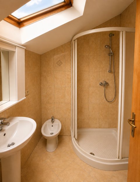 Rovinj – Zařízený dvojbyt 76 m² + 2 garáže (23 m²) – K PRODEJI MAJITELEM (0% AGENTURNÍ PROVIZE) — foto 18