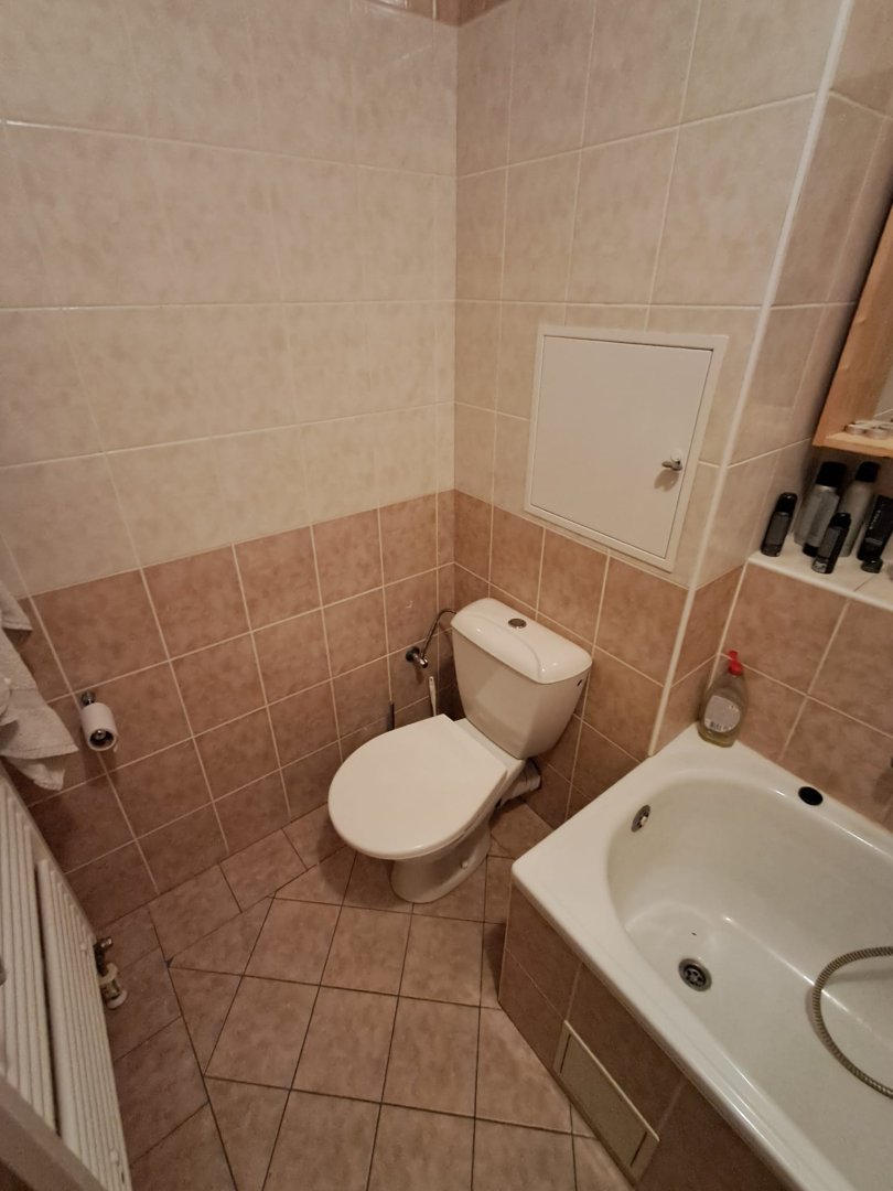 Nabízím 1+kk 32 m2,byt vLiberci.Hezký slunný u zimního stadiónu. Byt se kolaudoval r. 2002  — foto 11