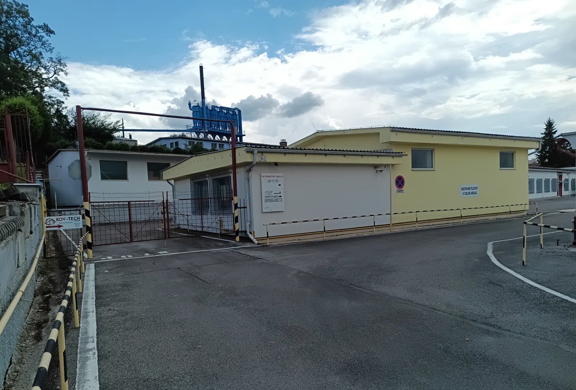 PREDAJ - POLYFUNKČNÝ OBJEKT / AREÁL - NECPALSKÁ CESTA 34 E – PRIEVIDZA — foto 3