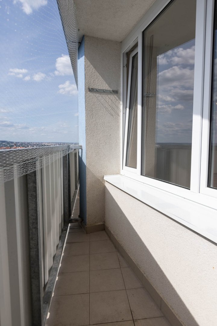 Krásný byt po rekonstrukci  — foto 10