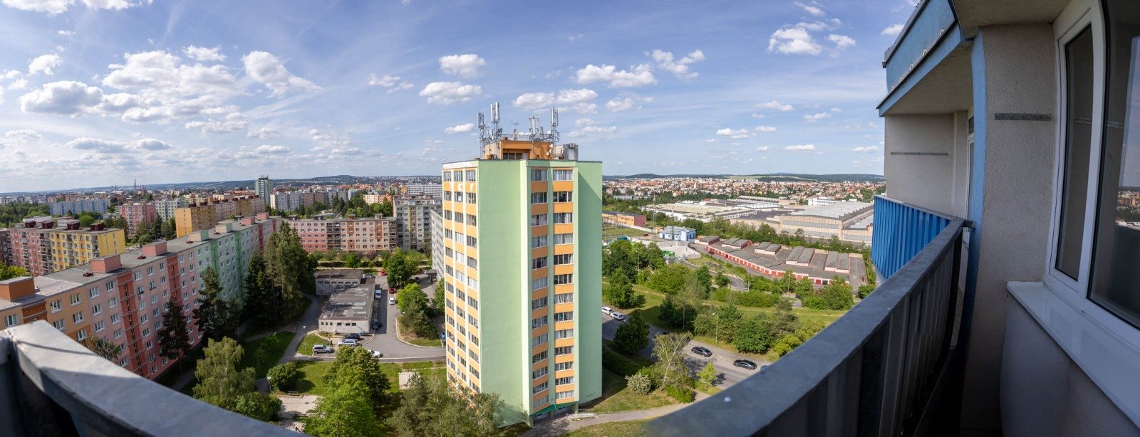 Krásný byt po rekonstrukci  — foto 12