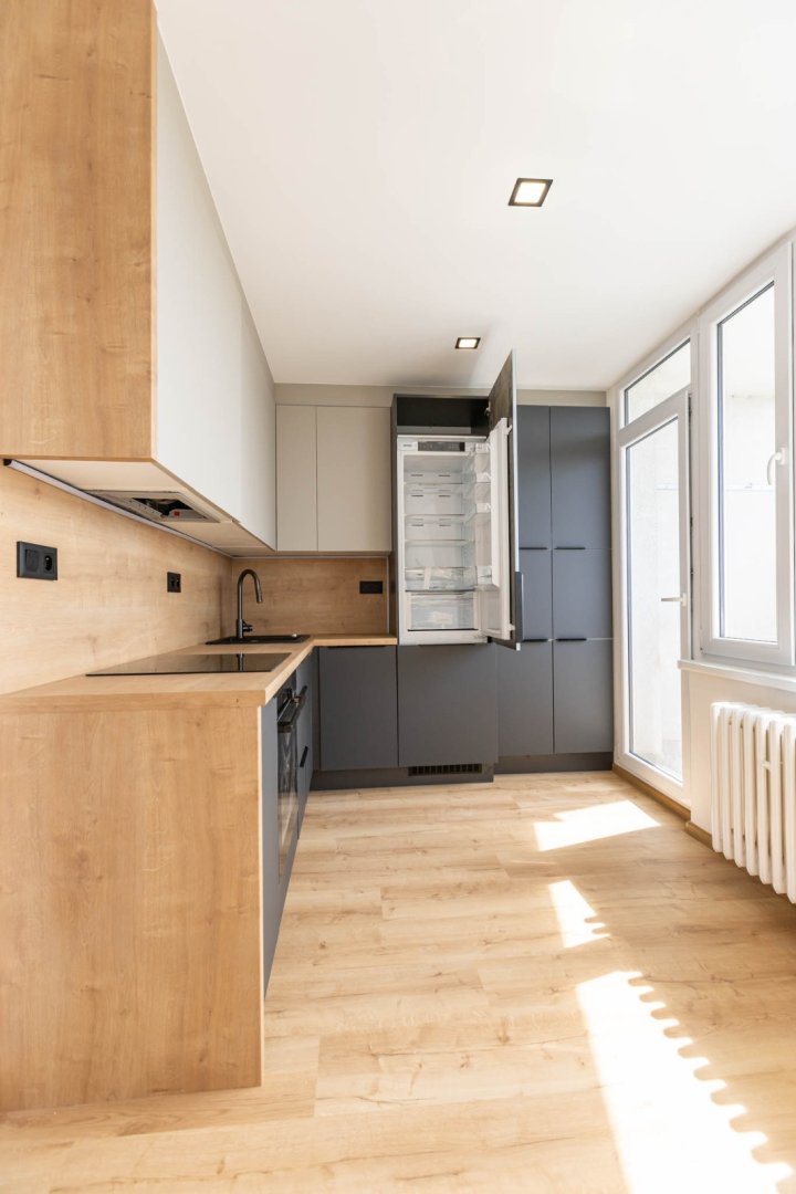 Krásný byt po rekonstrukci  — foto 16