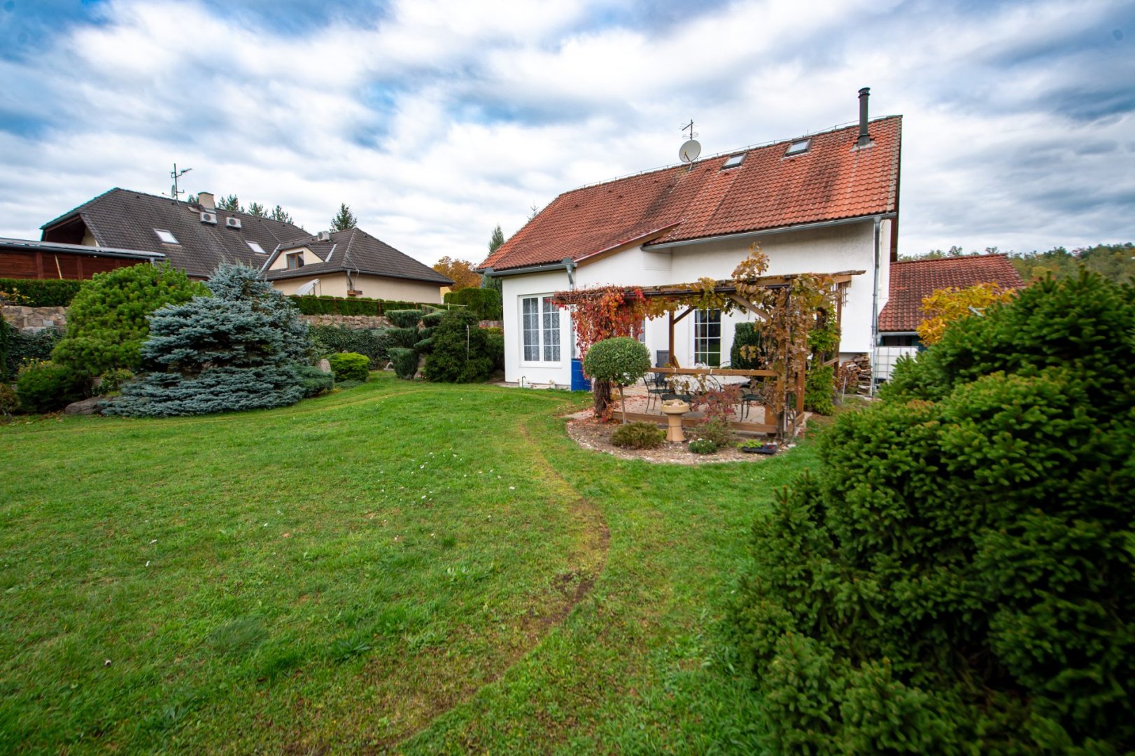 rodinný dům se zahradou 2883m2 — foto 17