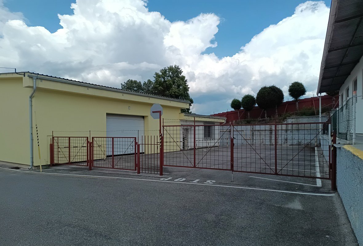 PRENÁJOM - POLYFUNKČNÝ OBJEKT / BUDOVA - NECPALSKÁ CESTA 34 E – PRIEVIDZA — foto 9