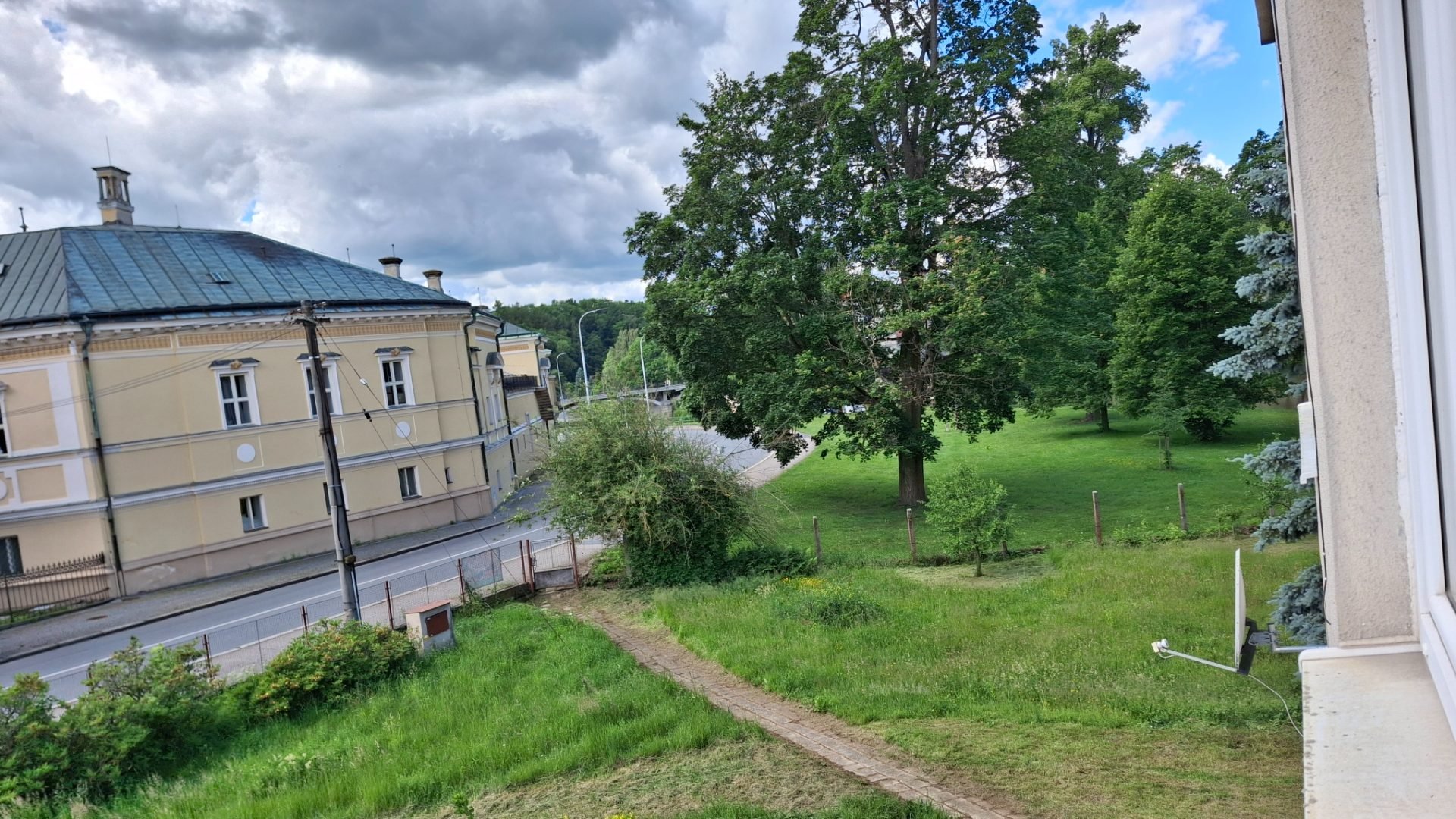 Byt 2+1 s balkonem a vybavením – Světlá nad Sázavou — foto 8