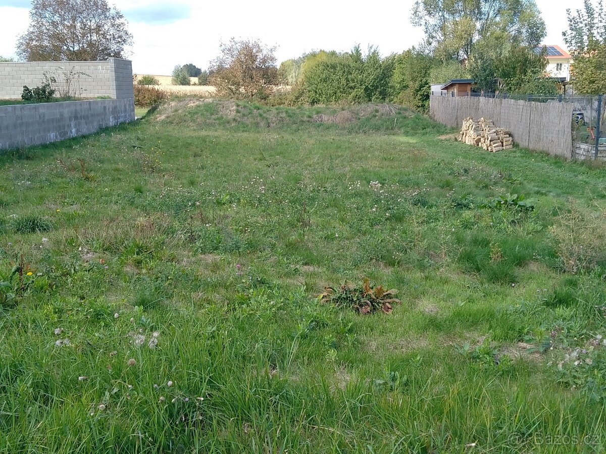 Prodej stavebního pozemku 548 m² Znojmo-Přímětice NOVA CENA — foto 3