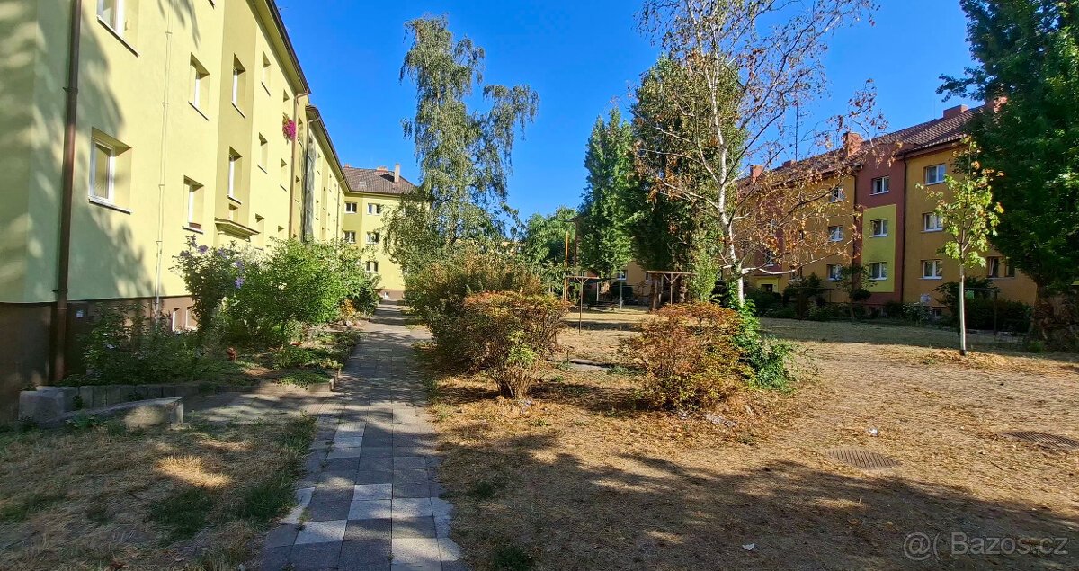 Byt 3+1 k rekonstrukci, 80 m², Hodonín — foto 1