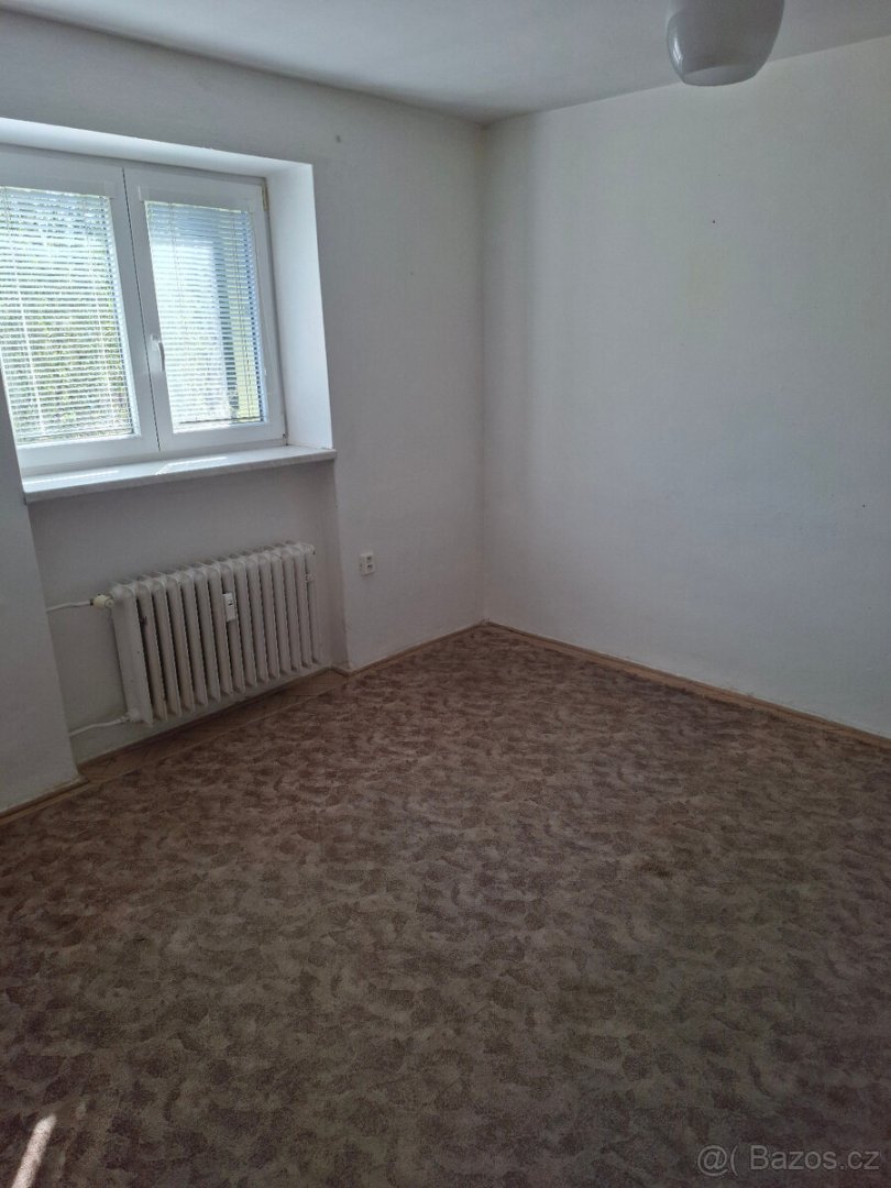 Byt 3+1 k rekonstrukci, 80 m², Hodonín — foto 3