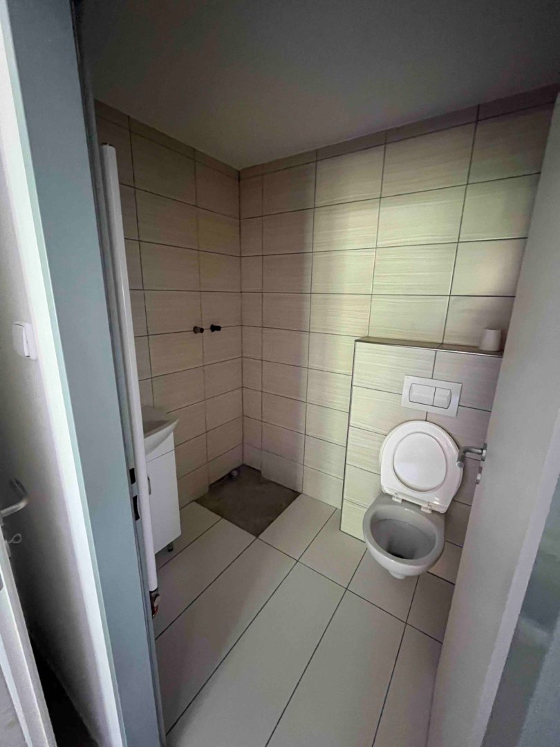 Pronájem komerčních prostor, Chrudim — foto 6