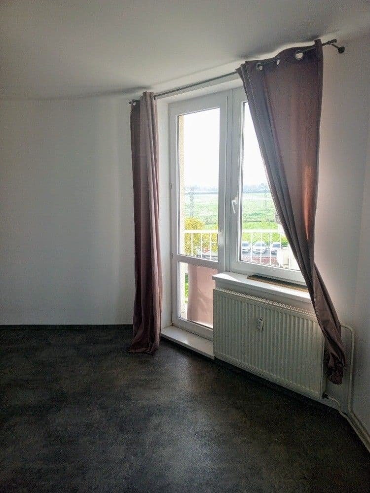 Byt 1+1, + balkon + sklep. — foto 5