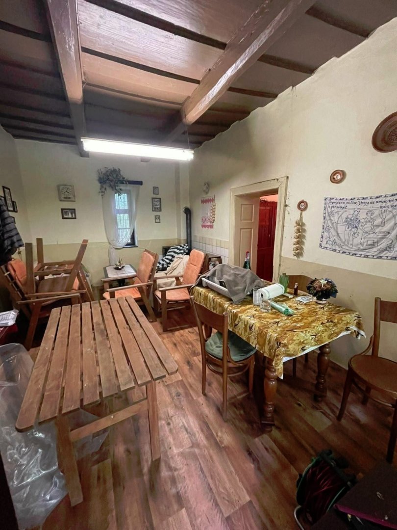 Ponúkam na predaj starú chalúpku v srdci Gemera. — foto 6