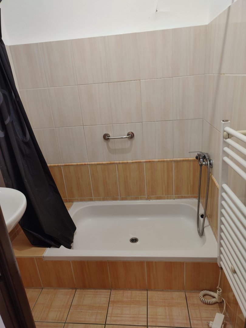 Prodám byt 1+1, 36 m2, Pardubice, Na Drážce 1563, lodžie, sklep, parkování, výtah. — foto 9