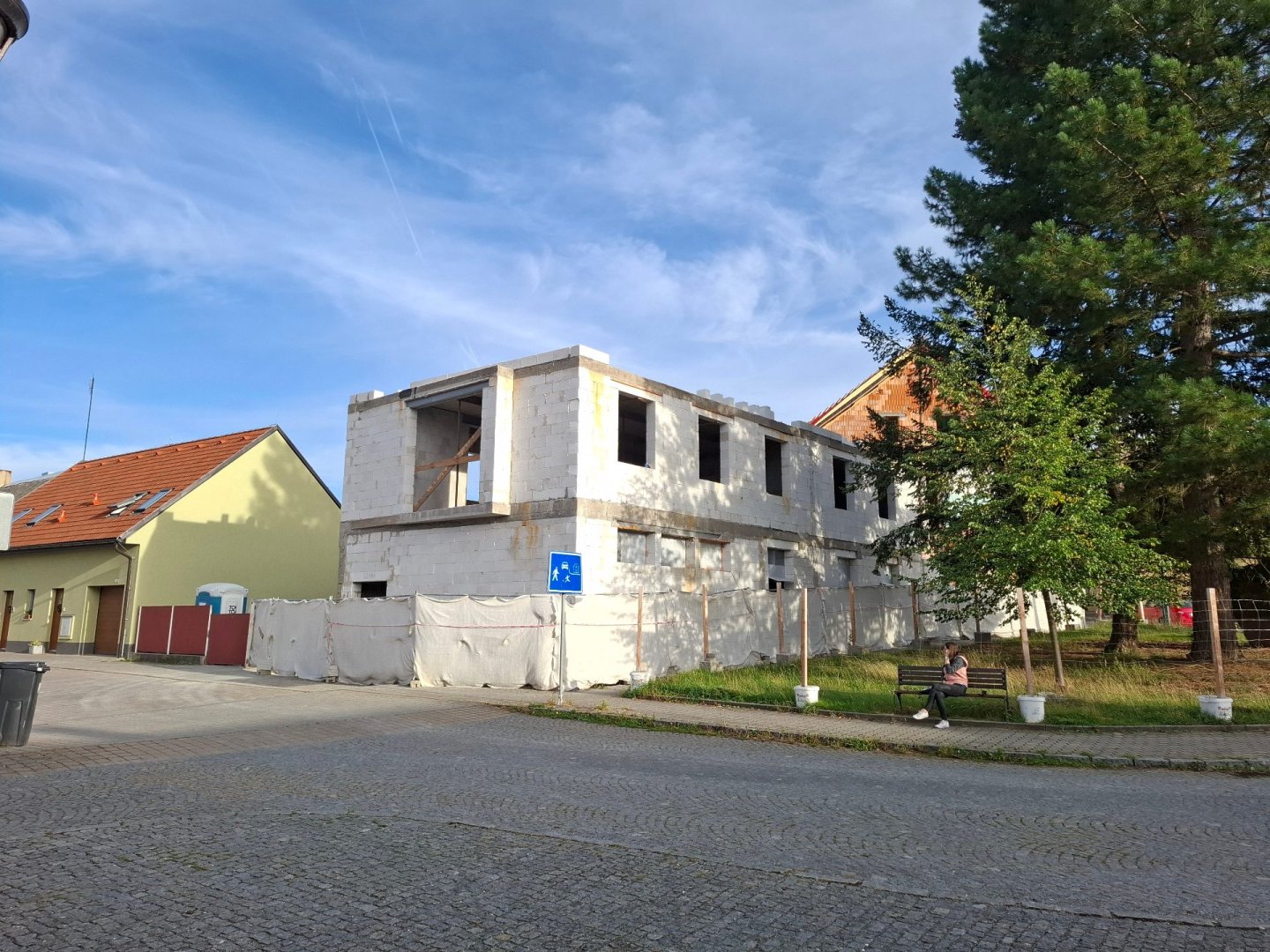 Prostorný byt 1+kk 49m2 s galerií a parkovacím stáním v ceně — foto 7