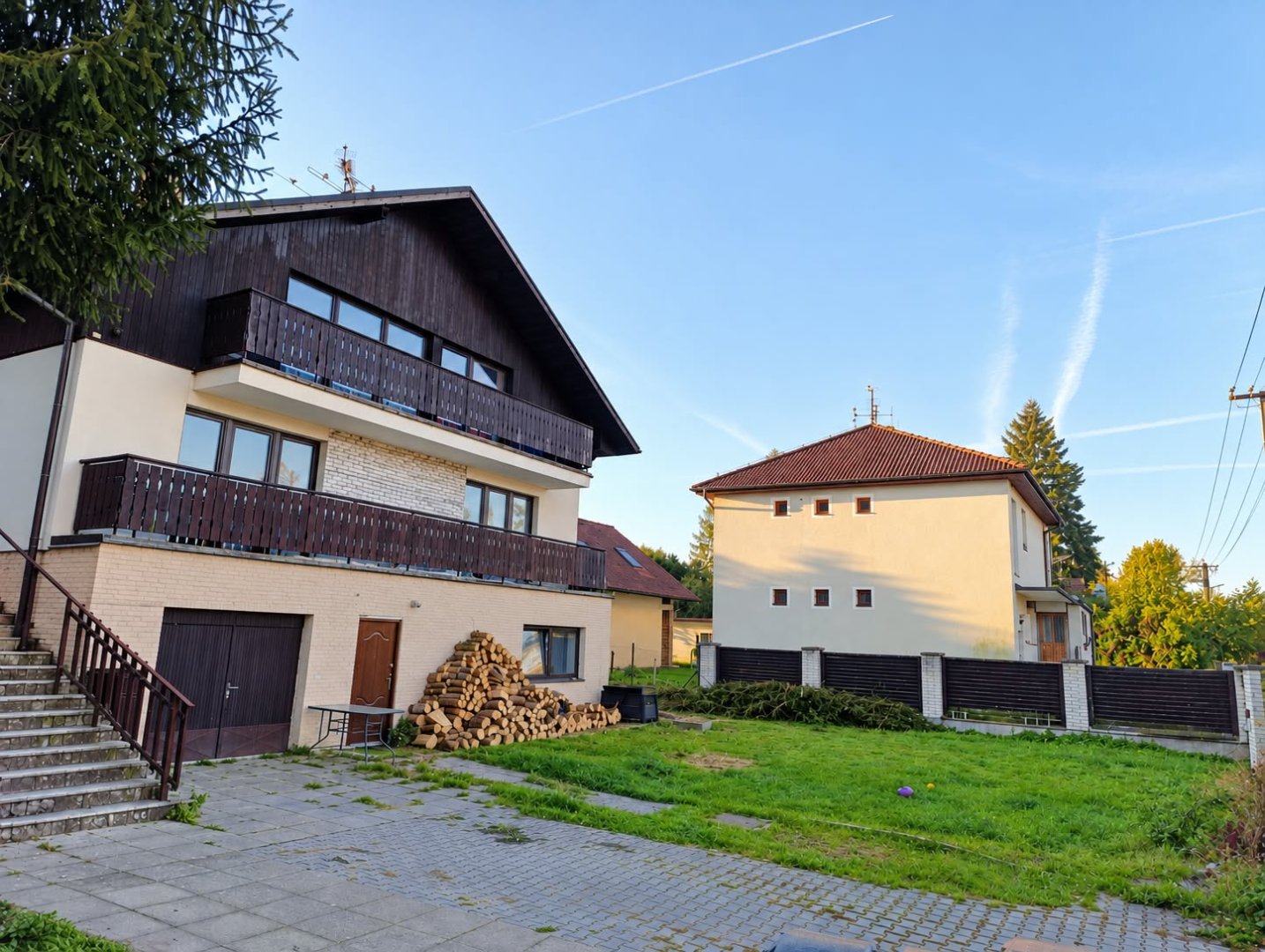 Atypická nemovitost v Čerčanech s rozsáhlým pozemkem 2479 m² — foto 2