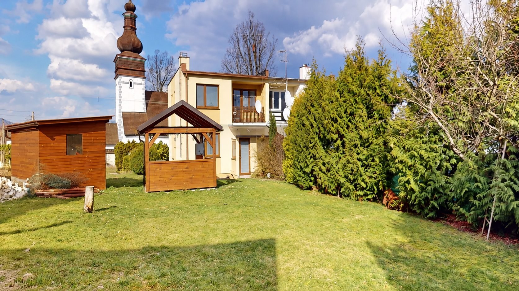 Rodinný dom V Porube okres Prievidza — foto 1
