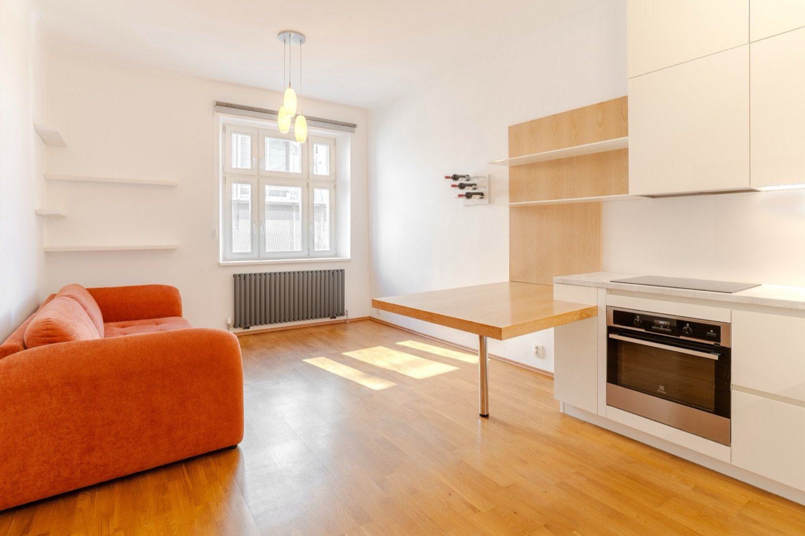 Prodej bytu 3+kk 74 m², Praha 5 - Smíchov, 4 minuty od Vltavy — foto 1