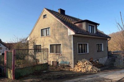 RD Český Šternberk 4+1, už. pl. 163,12 m2, poz. 760 m2