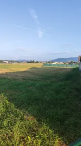 Ponúkam na predaj pozemok vo výmere 794 m2 v obci Mojš